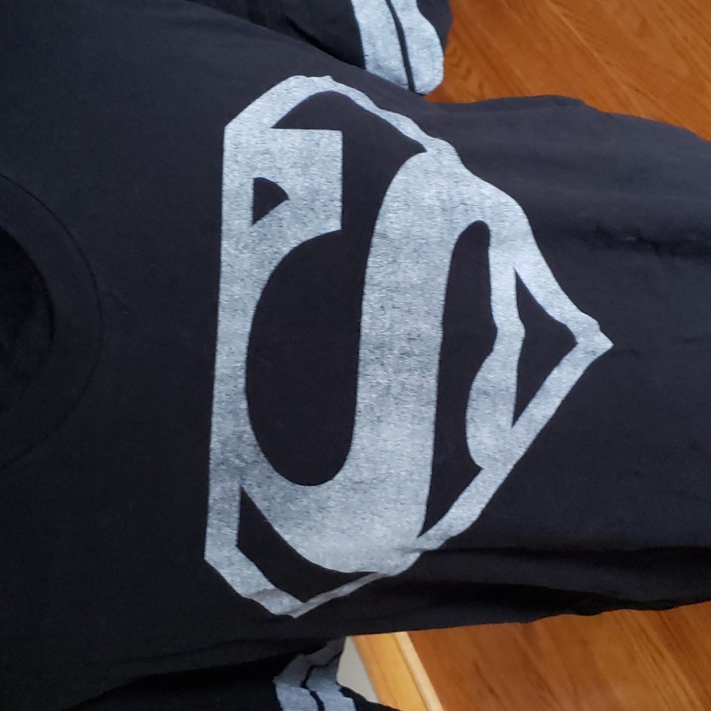 Superman T Shirt - Picture 2 of 7